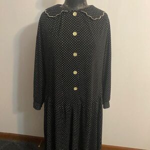 Gammon Vintage Black/White Polka-dot front button dress, size 18 1/2